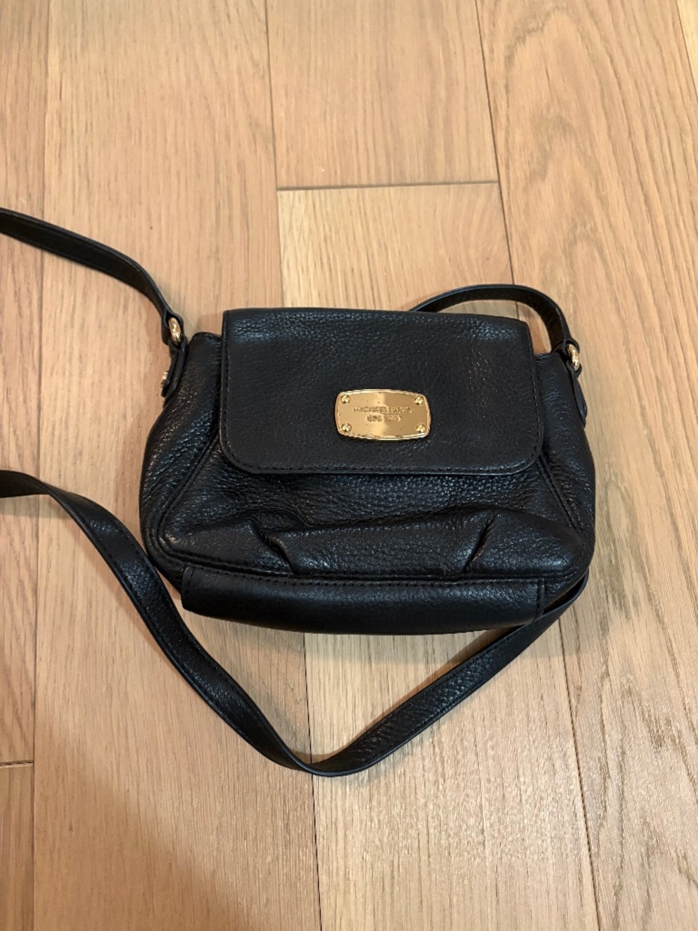 Michael Kors crossbody